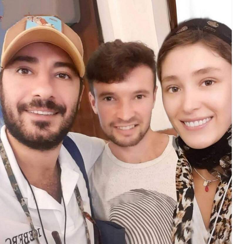 سلفی نوید محمدزاده با برادر فرشته حسینی
