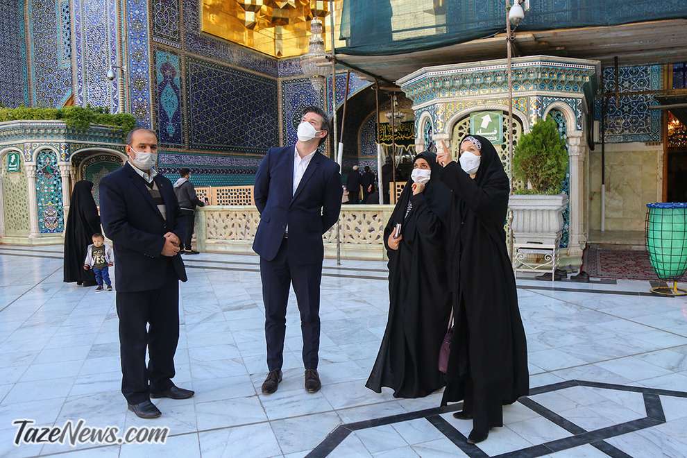 سفیر استرالیا در حرم حضرت معصومه