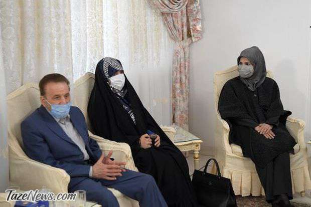 دیدار نوروزی در خانه روحانی