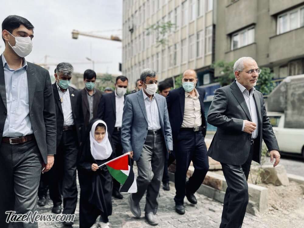محمود احمدی نژاد در راه‌پیمای روز قدس