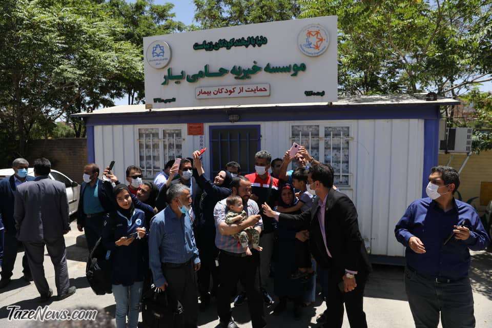 ملاقات فردوسی پور از بیماران سرطانی در اراک