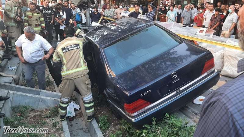 تصادف خودرو بنز وزارت خارجه