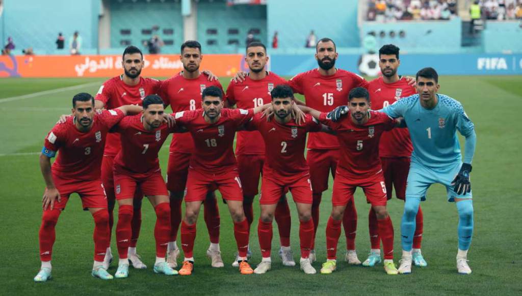 عکس گروهی تیم ملی در بازی انگلیس