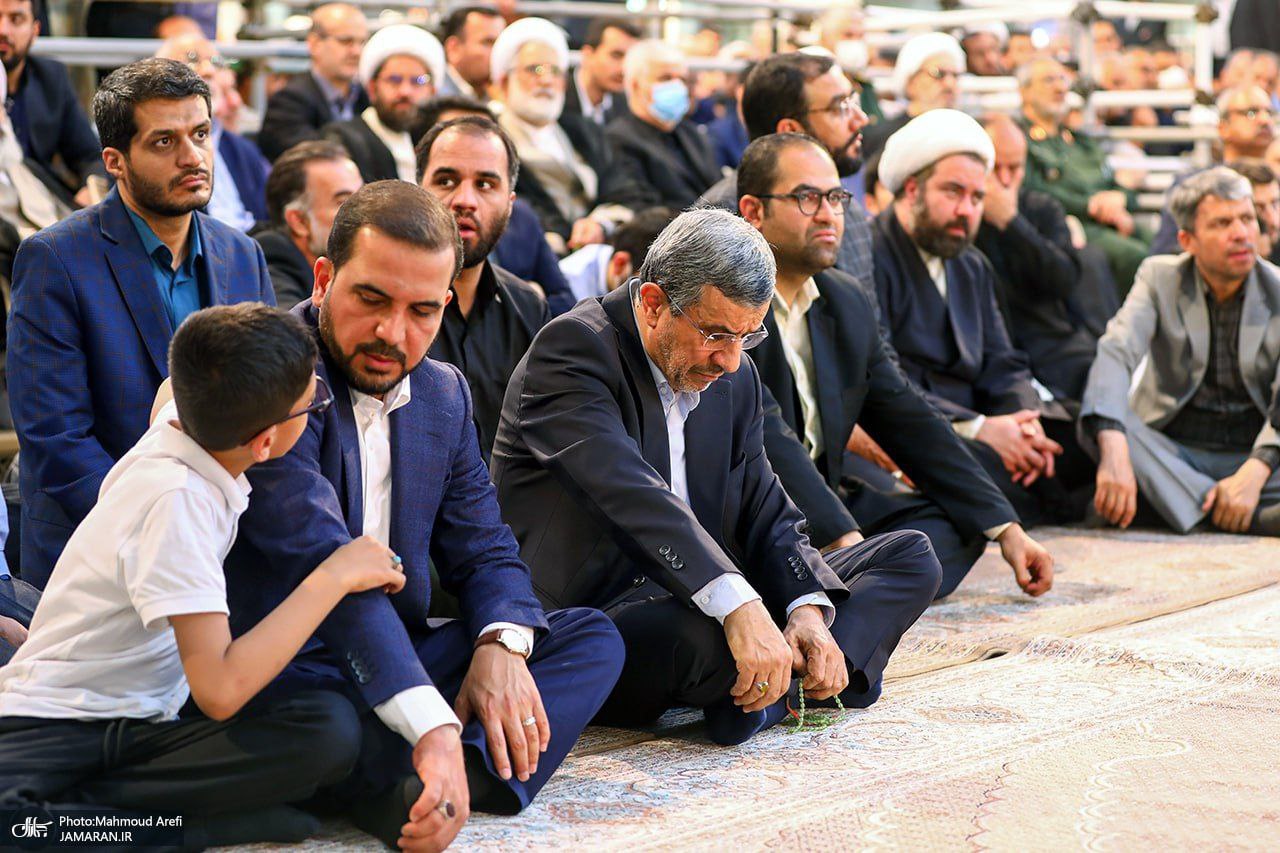 حضور چهره های سیاسی و نظامی در مراسم سی و چهارمین سالگرد ارتحال امام