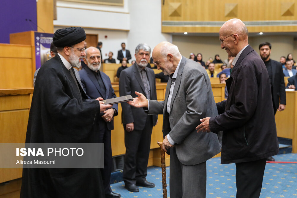 احمد توکلی