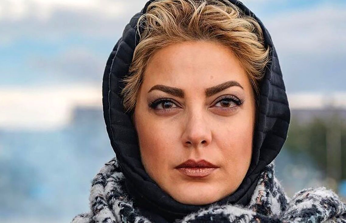 طناز طباطبایی