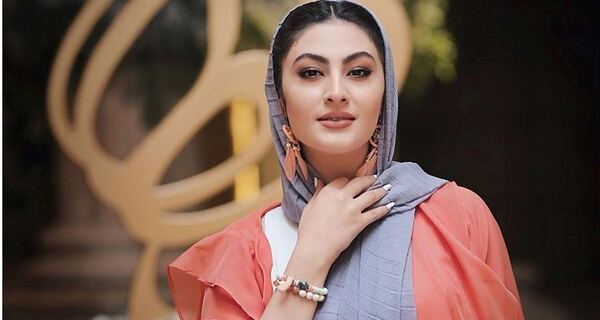 مریم مومن