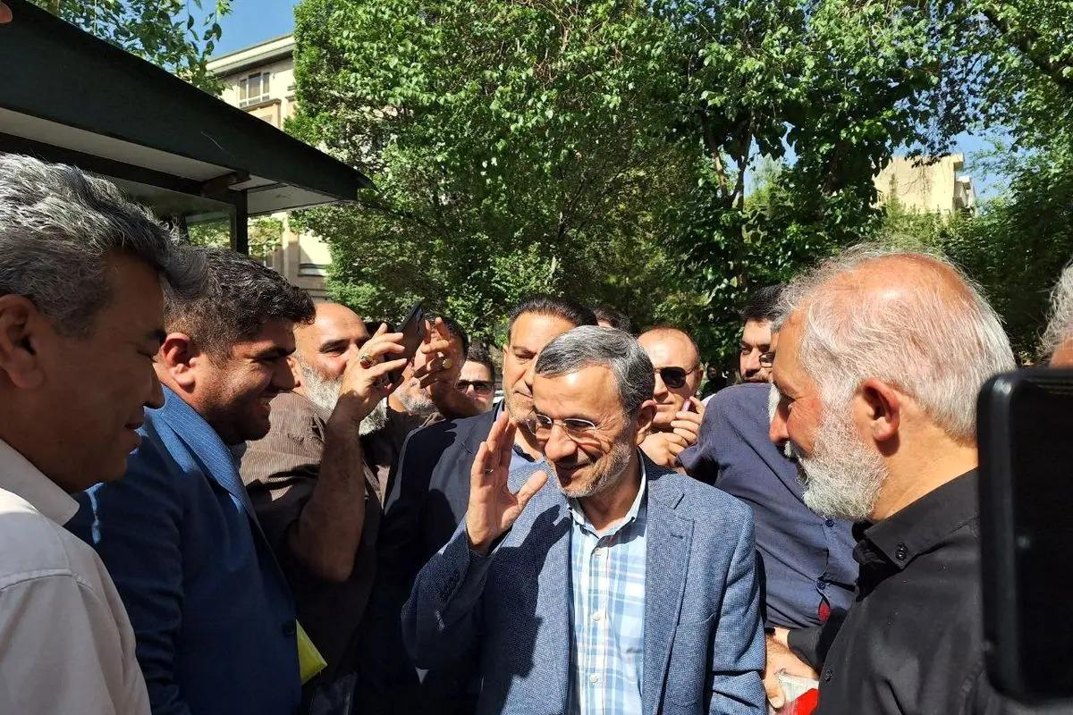 احمدی‌نژاد
