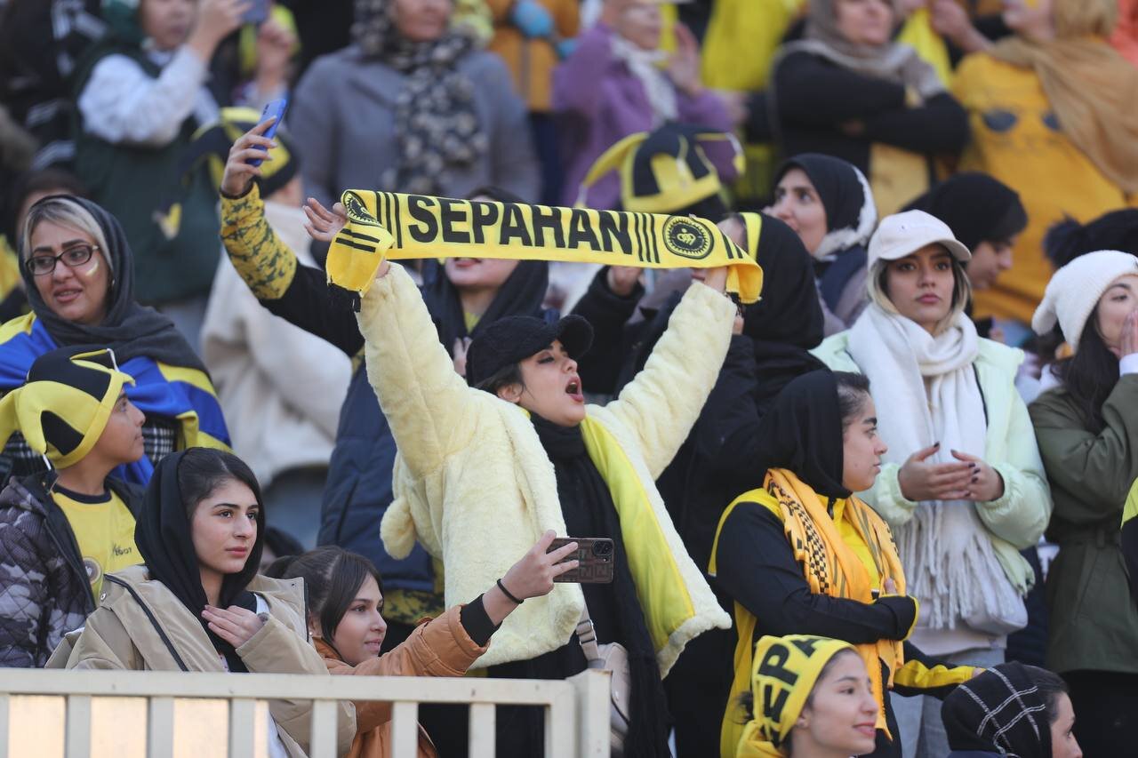 هواداران زن سپاهان